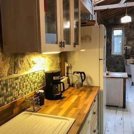 Holiday home The Stone House, A Peaceful Escape For Seasons *