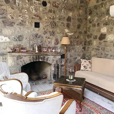 Holiday home The Stone House, A Peaceful Escape For Seasons *