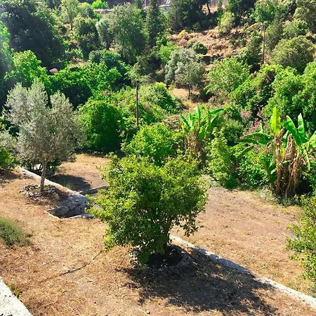 Holiday home The Stone House, A Peaceful Escape For Seasons *