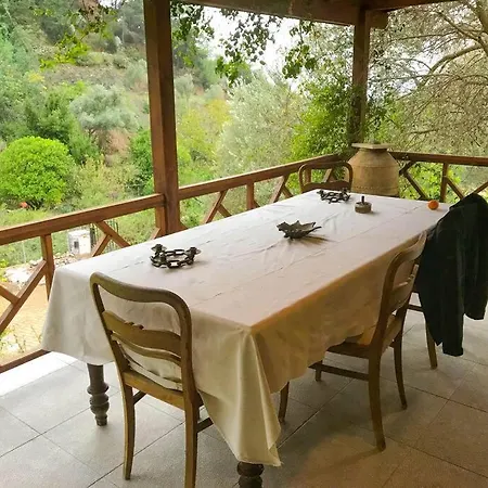 Holiday home The Stone House, A Peaceful Escape For Seasons *