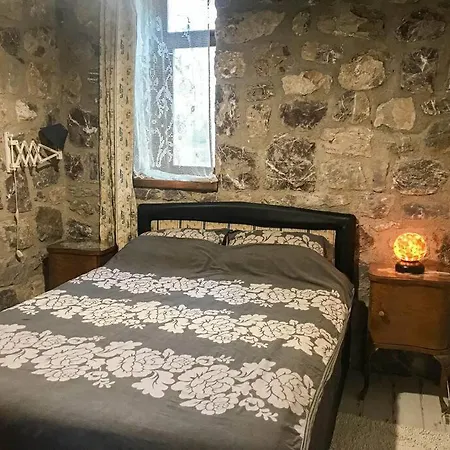 Holiday home The Stone House, A Peaceful Escape For Seasons